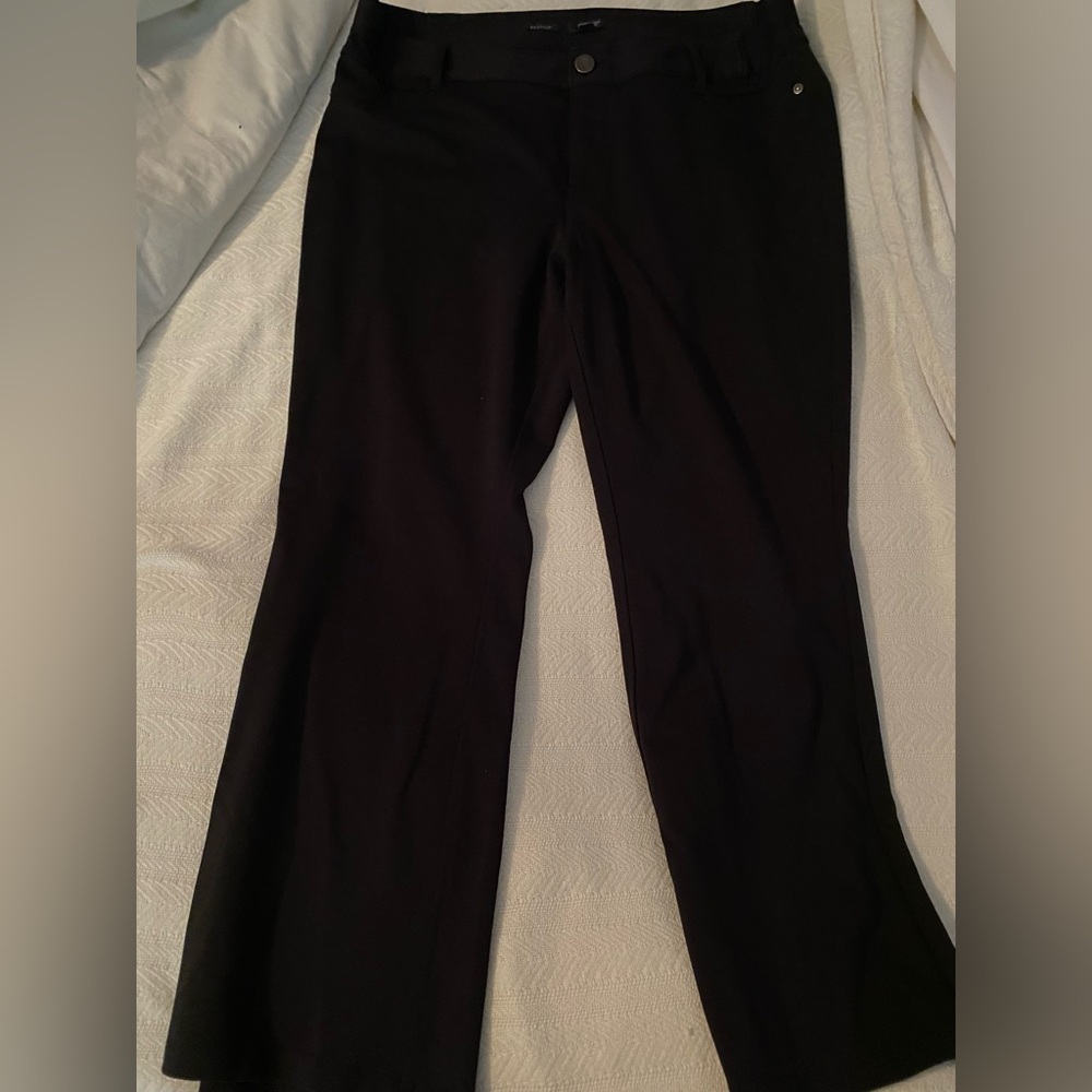Simply Vera Wang Women's Petite Black Flared Pants, PXL